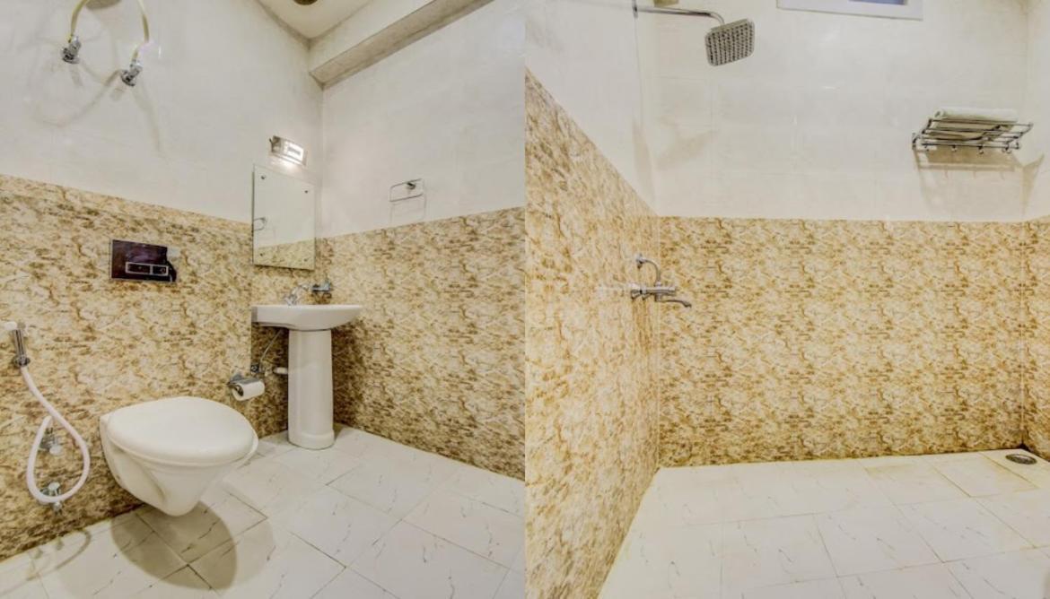 Hotel Blossom Rooms - Fully Ac Tājganj Dış mekan fotoğraf